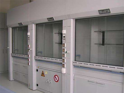 北京通風(fēng)柜生產(chǎn)廠家教你實(shí)驗(yàn)室如何選擇通風(fēng)柜