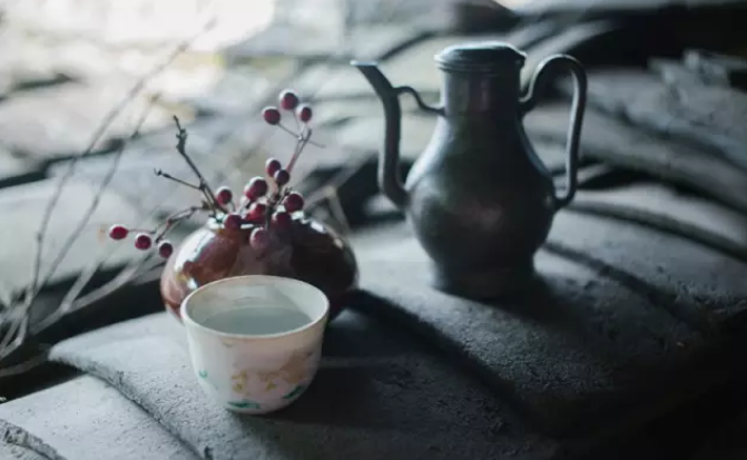 五首最令人伤感的对酒诗,句句戳中泪点.