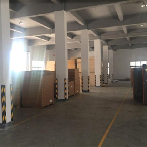 重型纸箱制造车间
