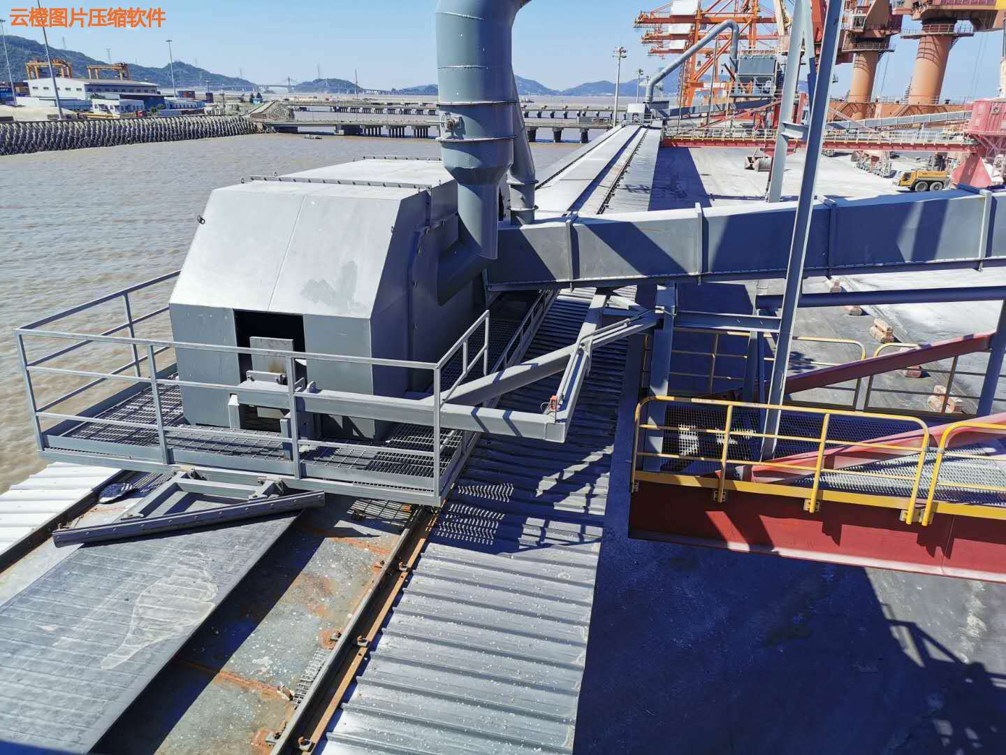 温州万大利项目，带宽2米、带式输送机3条