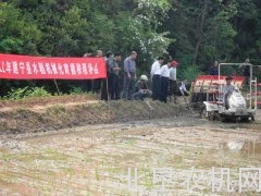 福建今年重点推进水稻生产全程机械化