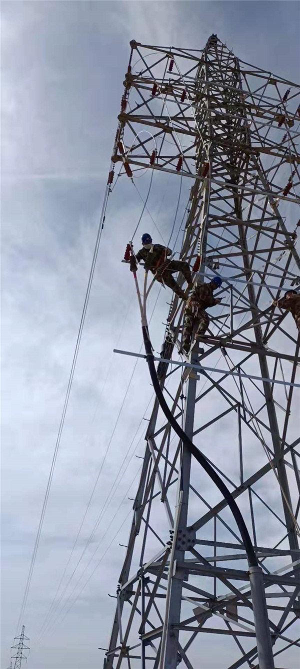 铁塔组立安装
