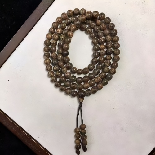 你戴的沉香真不一定是真的！三招教你辨别“美容香”！