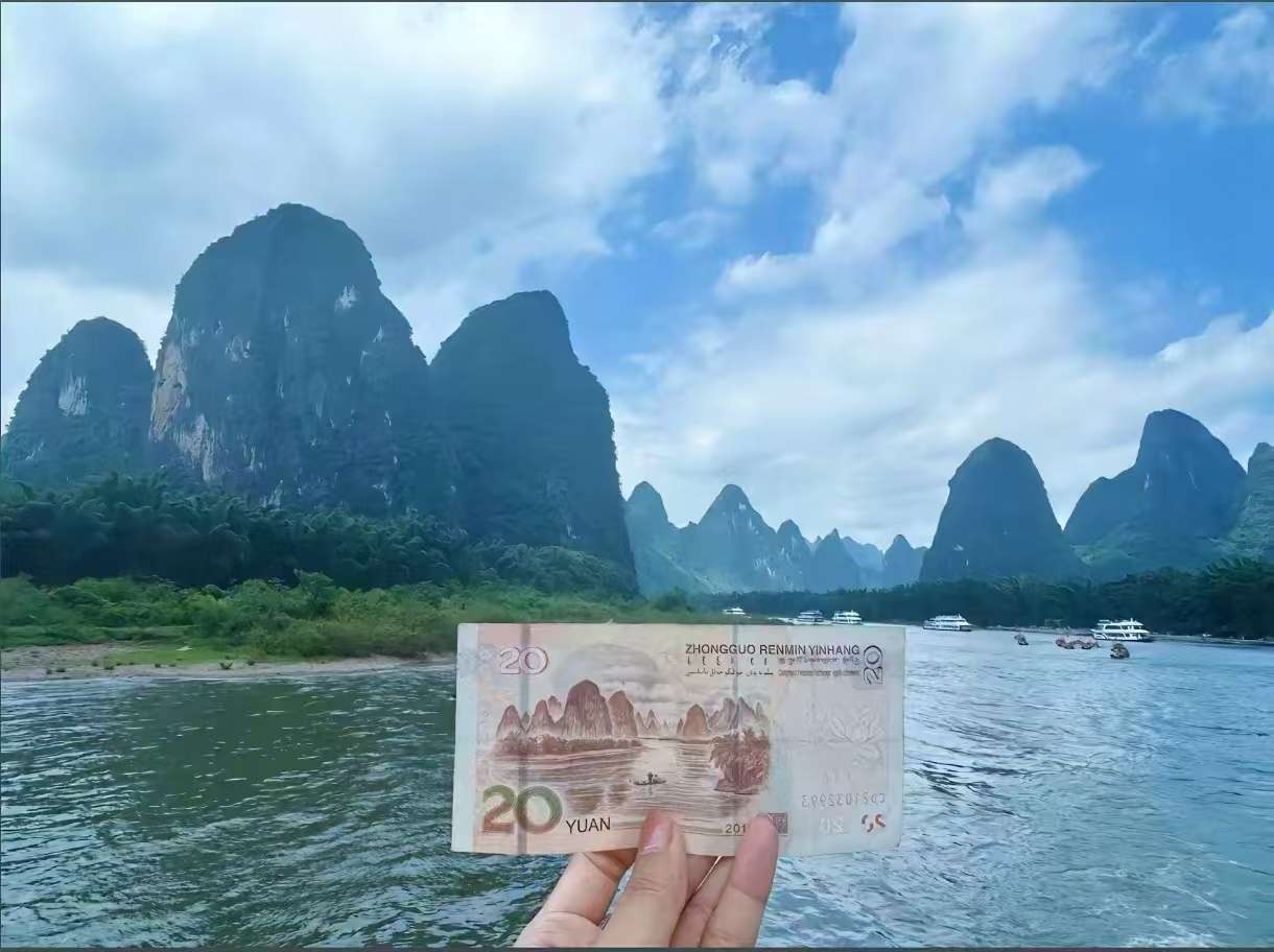 国威经销商团建活动照片