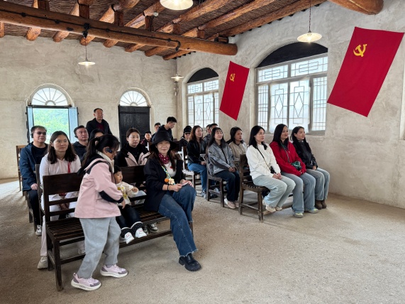 20251029150236_82594.jpg 微信图片_20251027161614_229_13_副本.jpg