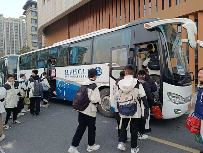 合肥旅游包车价格