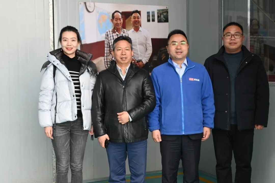 国家粮食与物资储备局科学研究院首席研究员谭斌莅临蒸谷米集团小岗工厂考察指导