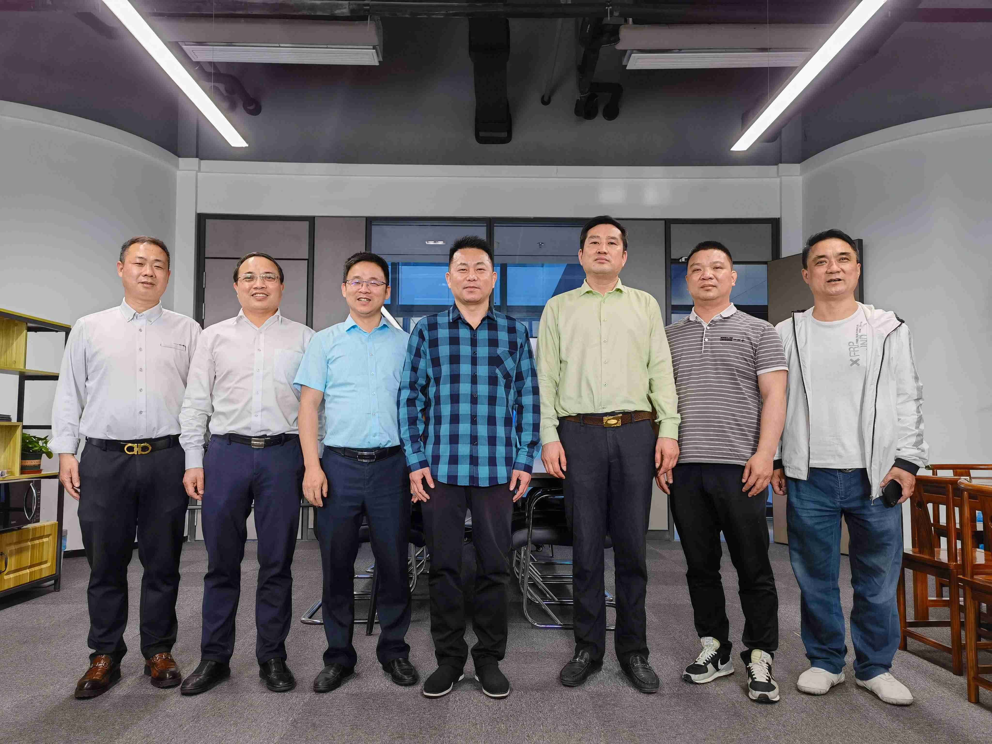 会长张友吉带队走访候任副会长企业——长沙天仪空间研究院安徽分公司