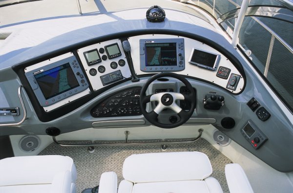 法拉利申请驾驶员操纵杆专利 拉动操纵杆让汽车加速/减速/刹车/转向