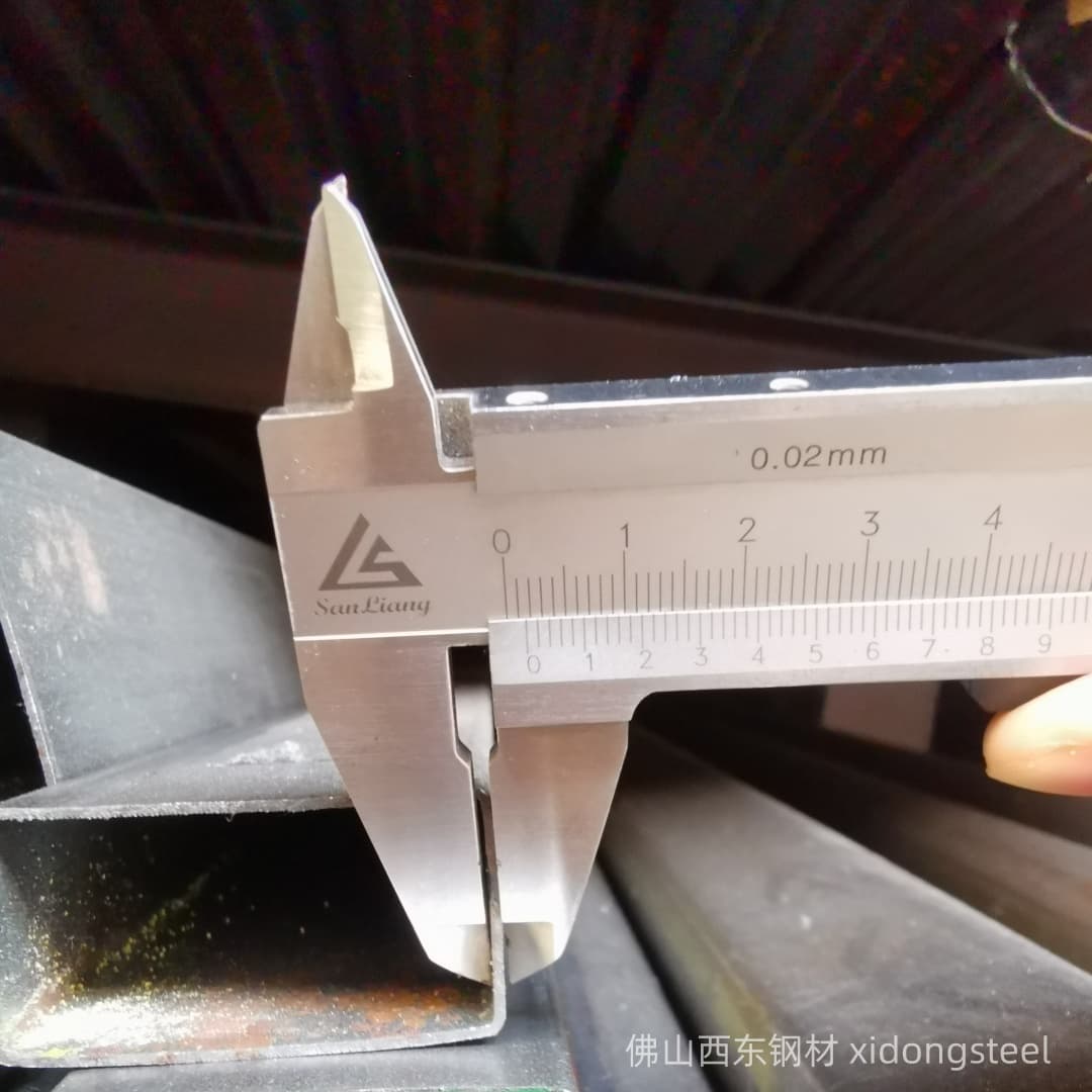 50*25*1.75方管实物图片