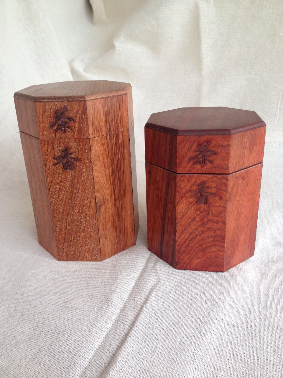 茶叶盒-时尚雕品-文玩艺雕-产品中心-首页-逸拔灵山红木家具有限公司